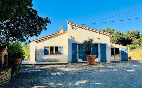 Maison à vendre    4 pièces •  La Cadière-d'Azur