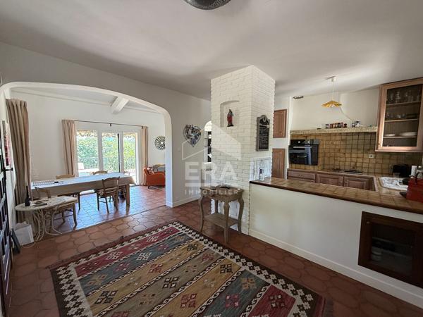 A VENDRE 83470 SAINT MAXIMIN MAISON T5 DE 150M² SUR 5000M² DE TERRAIN DONT 2500M² CONSTRUCTIBLE 2 DEPENDANCES GARAGE PISCINE