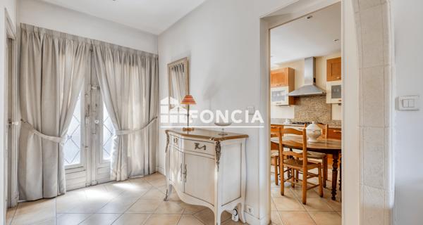 À vendre Maison 10 pièces 215.02 m² - Bordeaux 33800