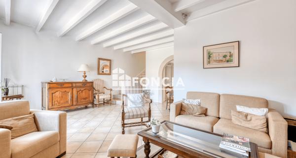 À vendre Maison 10 pièces 215.02 m² - Bordeaux 33800