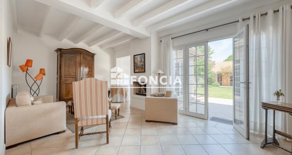 À vendre Maison 10 pièces 215.02 m² - Bordeaux 33800