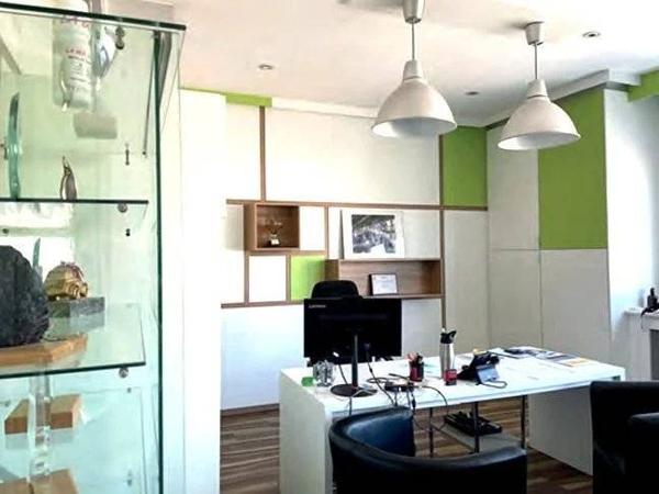 Bâtiment multifonction à 57500 Saint-Avold.