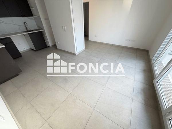 Location Appartement 2 pièces 43.27 m² - 8 RUELLE MATHIEU Les Clayes Sous Bois 78340