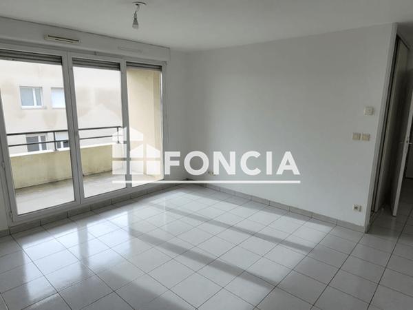 Location Appartement 3 pièces 53 m² - 1-3-5 RUE MARCEL BROT Nancy 54000