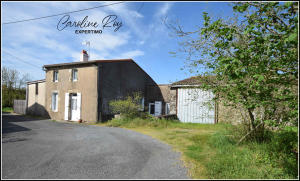Gétigné (44190) GETIGNE Village à 10 min de Clisson maison à rénover avec dépendances et jardin.