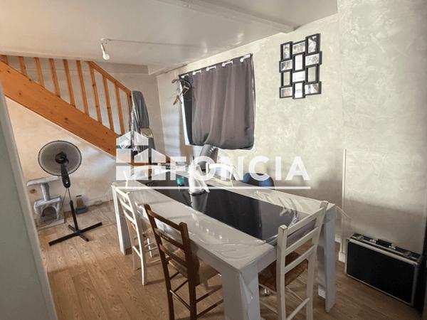 Location Appartement 2 pièces 49.02 m² - 3 ET 5 RUE EMILE LANDAIS Chace 49400