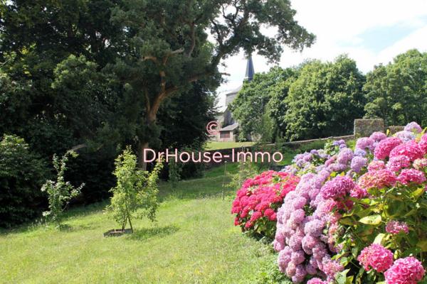 Château à vendre 26 pièces de 693 m²