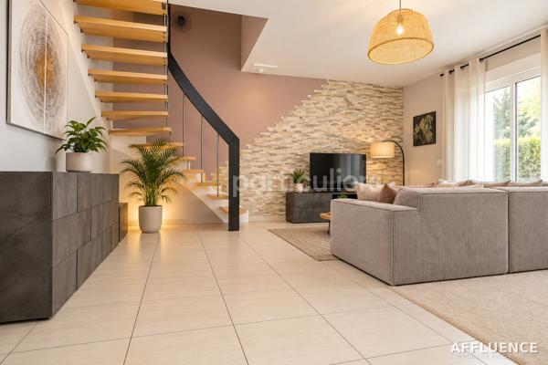 Vente
                Maison115 m² - 5 Pièces -
                    ARCHAMPS (74160)
