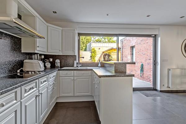 Maison à vendre 6 pièces 156.04m² Tourcoing (59200)