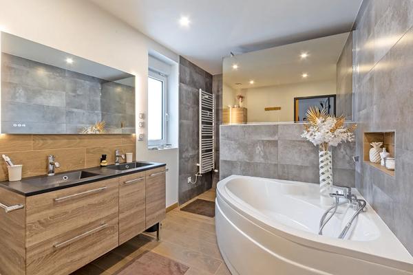 Maison à vendre 6 pièces 156.04m² Tourcoing (59200)