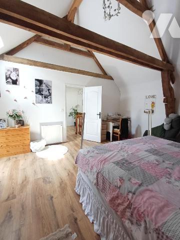 Maison de campagne en pierre. 