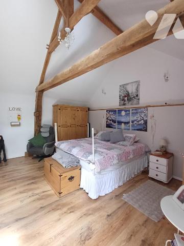 Maison de campagne en pierre. 
