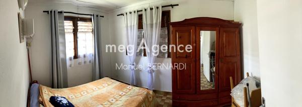 Maison à LES ABYMES, 97139 - 5 pièces 101m²