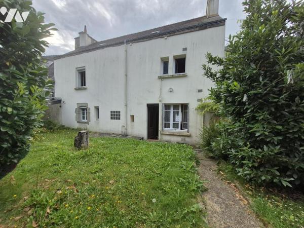 Maison de ville à rénover 