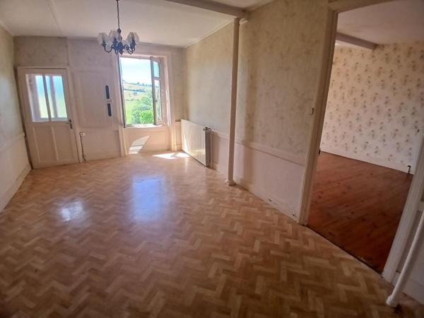 Maison Saint Cyr De Valorges 5 pièce(s) 110 m2