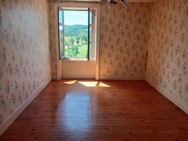 Maison Saint Cyr De Valorges 5 pièce(s) 110 m2