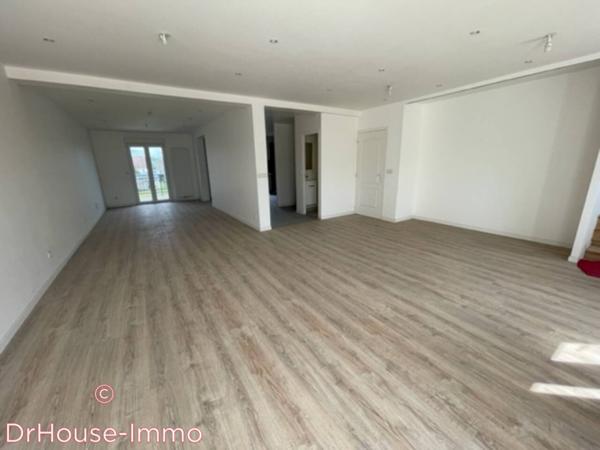 Maison à vendre 8 pièces de 200 m²