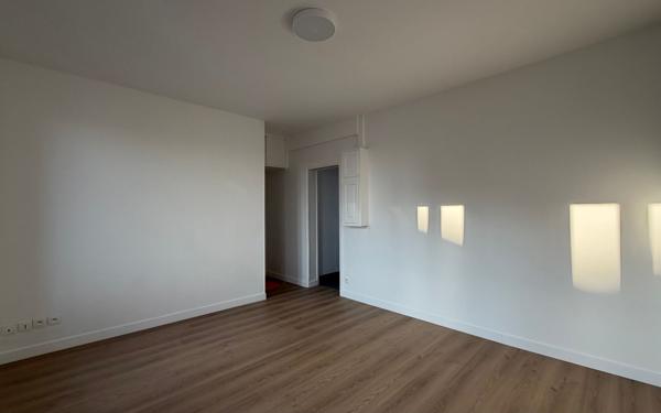 Appartement à louer    2 pièces • 35,98 m2 Maisons-Alfort