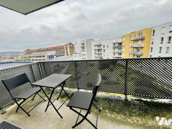 Appartement T2 avec balcon / parking / ascenseur