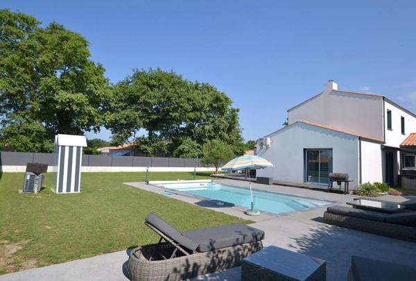 Maison Les Achards 7 pièce(s) 180 m2