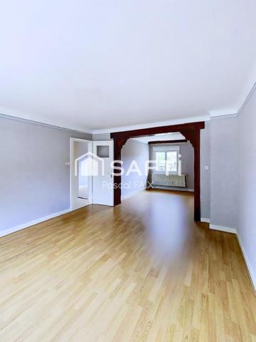 « Augny – Maison familiale 122 m², 3 chambres, garage double, jardin piscinable et vie de quartier privilégiée ».