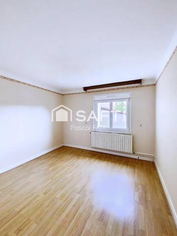 « Augny – Maison familiale 122 m², 3 chambres, garage double, jardin piscinable et vie de quartier privilégiée ».
