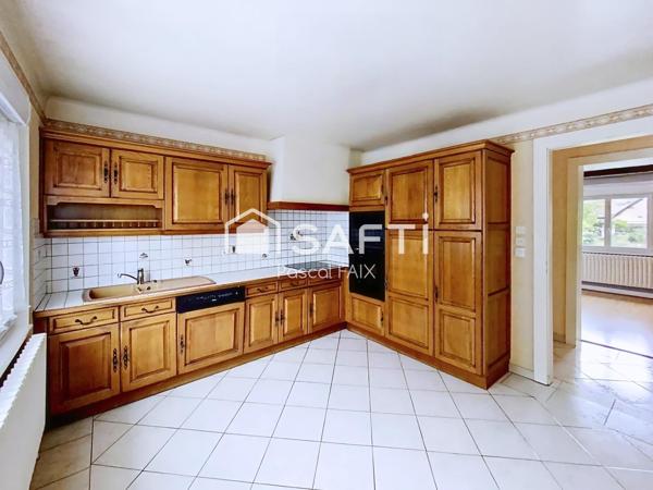 « Augny – Maison familiale 122 m², 3 chambres, garage double, jardin piscinable et vie de quartier privilégiée ».