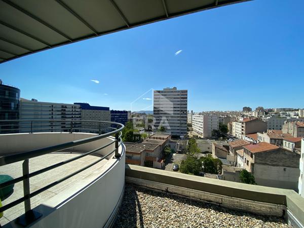 T4 dernier étage avec terrasse - Quartier des Chartreux (13004 Marseille)