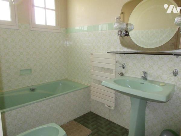 MAISON 4 CHAMBRES ET TERRAIN DE 1950M²