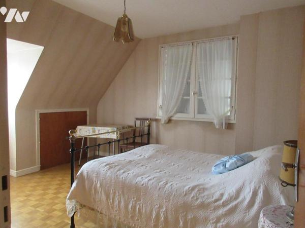 MAISON 4 CHAMBRES ET TERRAIN DE 1950M²