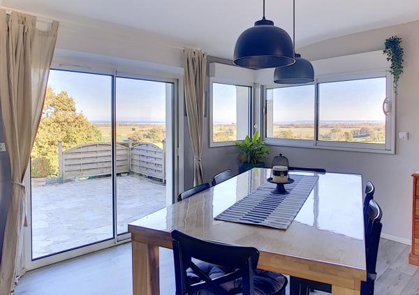 Demeure de charme, pleine vue sur la baie