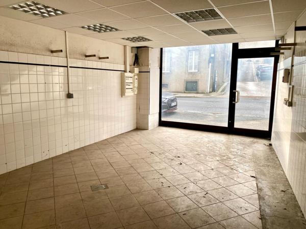 maison de ville avec terrasse et jardinet