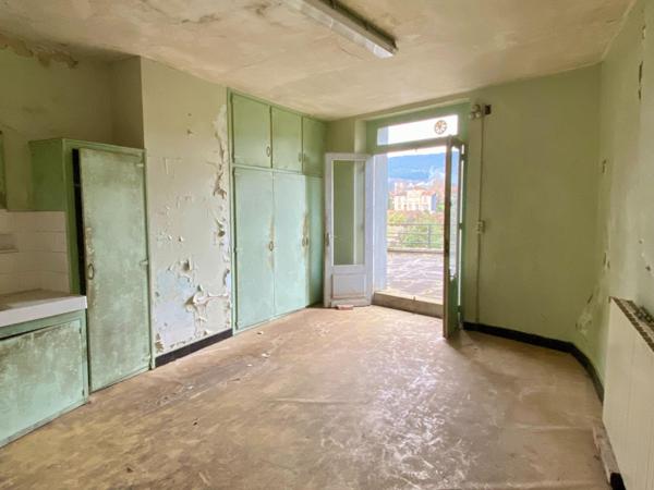 maison de ville avec terrasse et jardinet