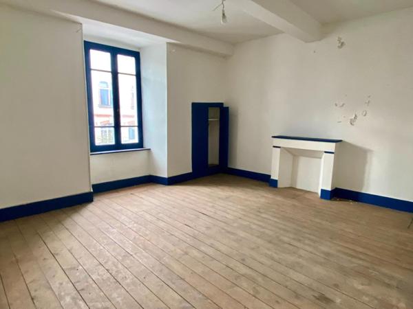 maison de ville avec terrasse et jardinet