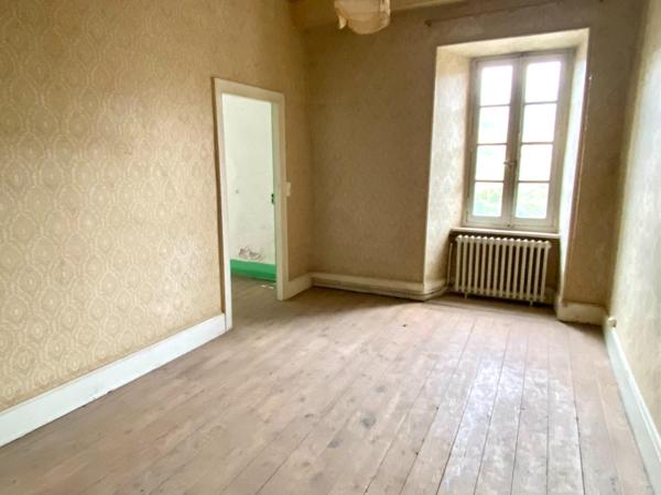 maison de ville avec terrasse et jardinet