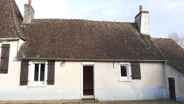 Maison 2 chambres en vente à Savigné-L'Évêque avec Laurence GIRE