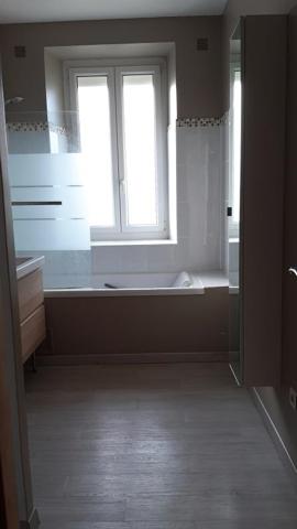 Maison 2 chambres en vente à Savigné-L'Évêque avec Laurence GIRE