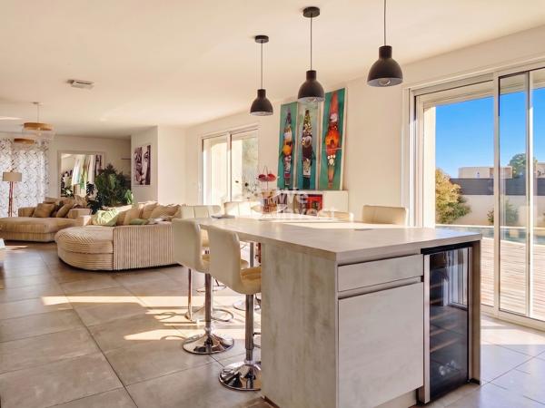 Villa T6 à Saint-Aunès : Le confort du TOUT PLAIN-PIED