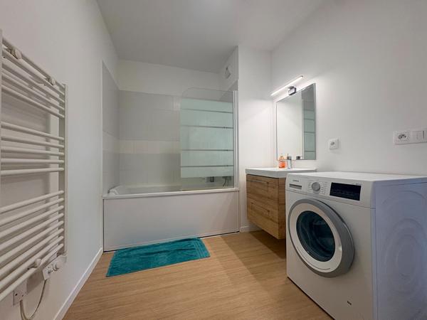 Vente                                                      Appartement
                        
                     3 pièces                      67 m2                     à Saulx-les-Chartreux