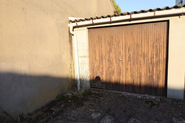 Appartement à rénover - 3 pièces à LOUVIERS