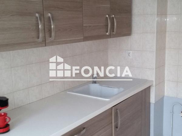 Location Appartement 3 pièces 65.22 m² - RESIDENCE JARDINS ST MARTIN - 21 RUE BLAISE PASCAL Poitiers 86000