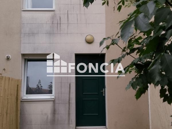 Location Appartement 3 pièces 65.22 m² - RESIDENCE JARDINS ST MARTIN - 21 RUE BLAISE PASCAL Poitiers 86000