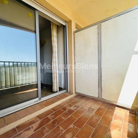 STUDIO CABINE DANS RESIDENCE AVEC PISCINE PROCHE CENTRE VILLE ET PLAGE