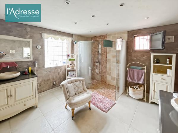 Maison Juziers 188 m², parcelle 762 m², 4 chambres