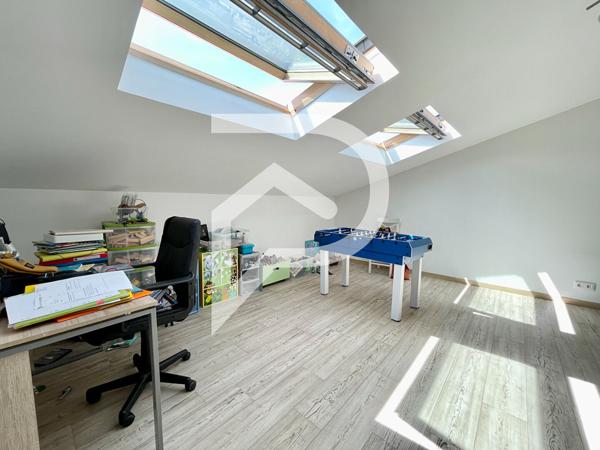 Villa 8 pièces 183 m2