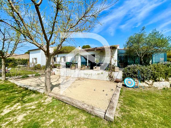 Villa 8 pièces 183 m2