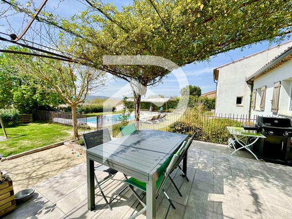 Villa 8 pièces 183 m2