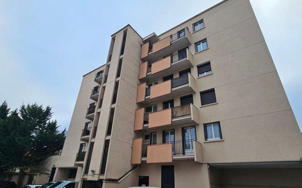 Appartement à vendre    3 pièces • 55,50 m2 Épinay-sur-Seine