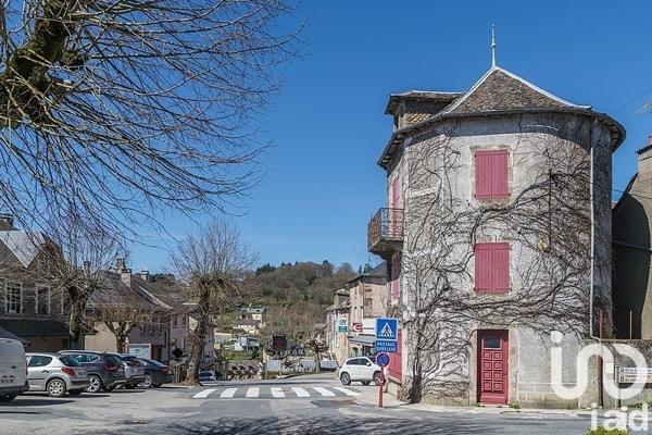 Maison traditionnelle 3 pièces de 78 m² à Salles-Curan (12410)