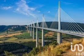 Maison traditionnelle 3 pièces de 78 m² à Salles-Curan (12410)